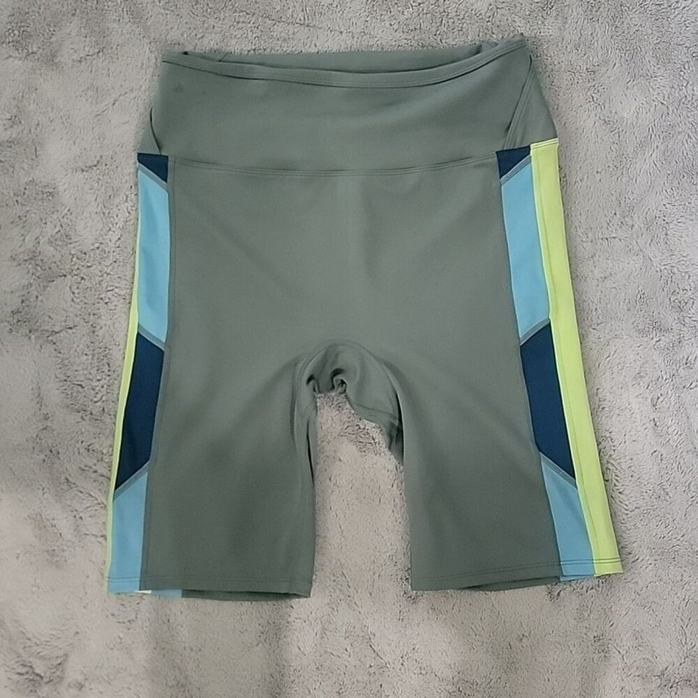 Free People Movement Highwaist Biker Shorts Size Medium